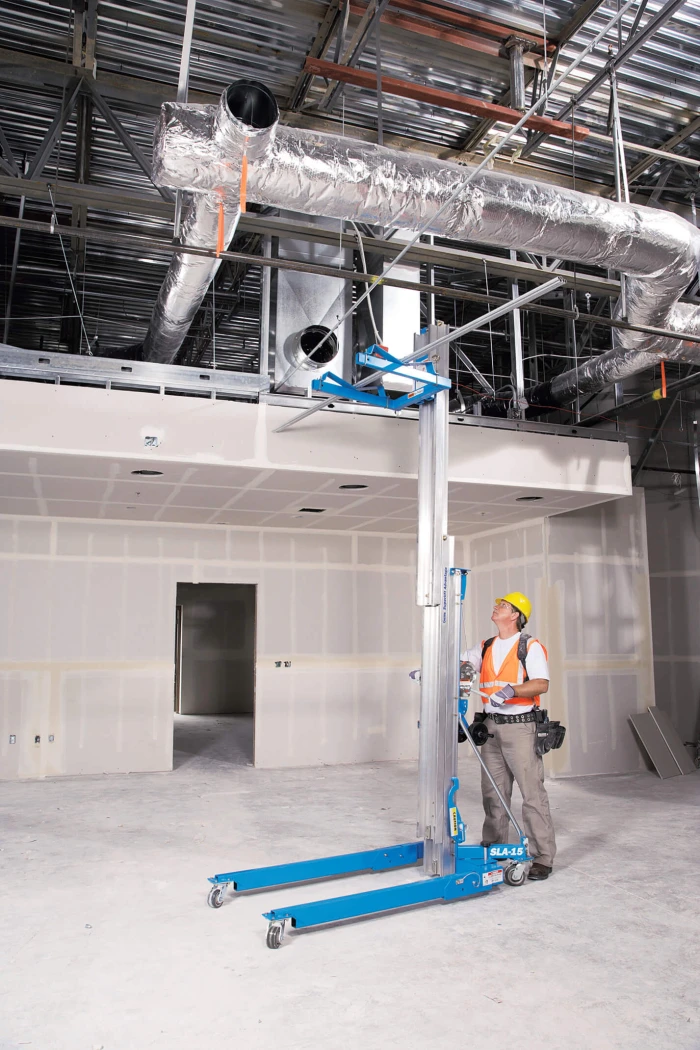 Genie SLA™-20 Superlift Advantage - Material Lift Winch Stacker