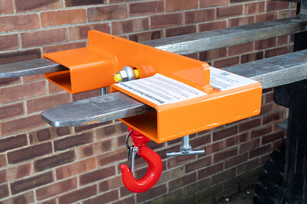 Invicta Economy Adjustable Fork Mounted Hook