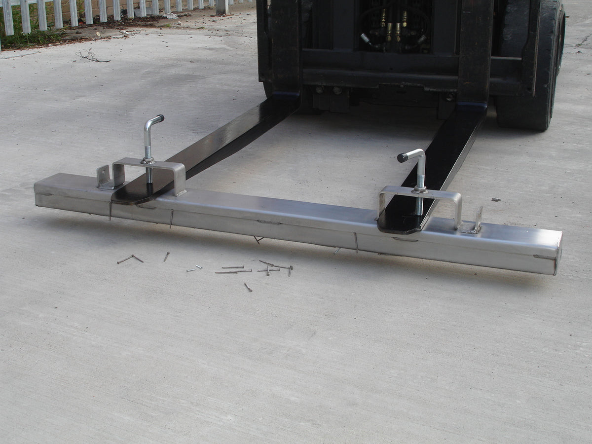 Invicta Fork Mounted Magnet