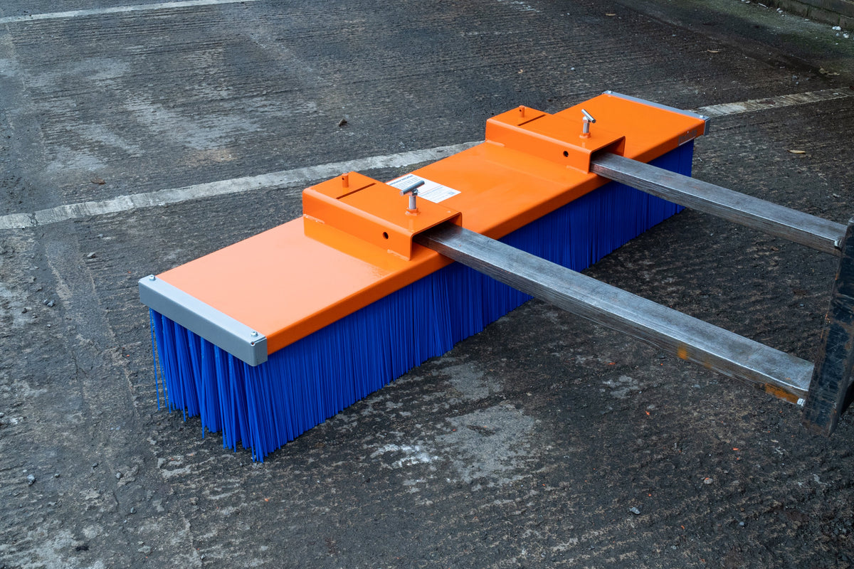 Invicta Forklift Sweeper / Brush (The Basil)